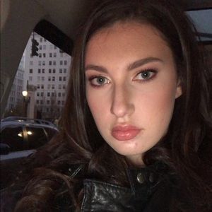 Meet your Posher, Sofia